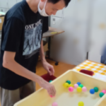 ピンポン玉、何個すくえるかな(^^)？